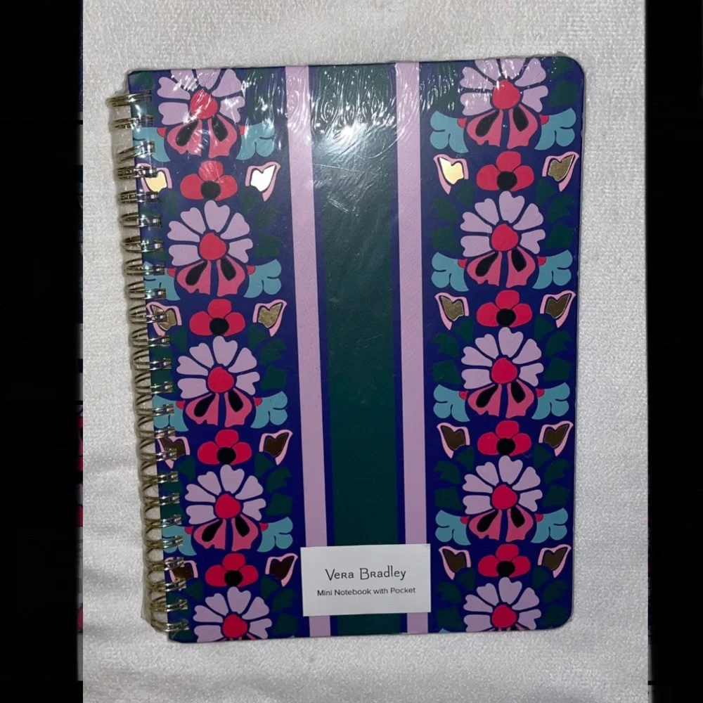 New! Vera Bradley Mini Notebook W/Pocket Romantic Paisley🌸160 page Spiral✨